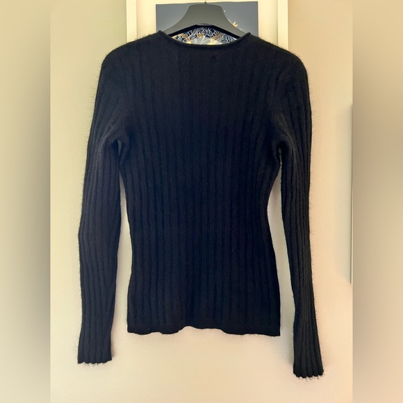 Naadam black ribbed cashmere crew neck sweater, size Medium - Picture 5 of 6